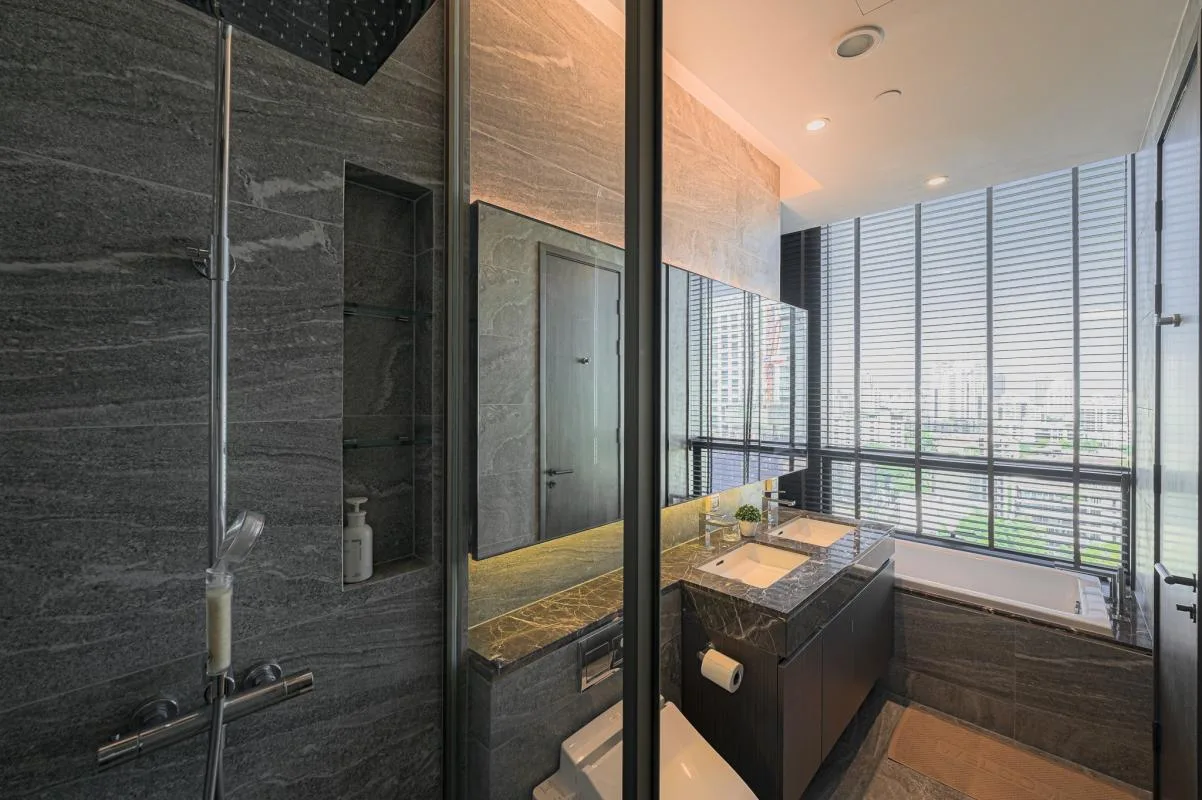 Property photos for The Esse Sukhumvit 36