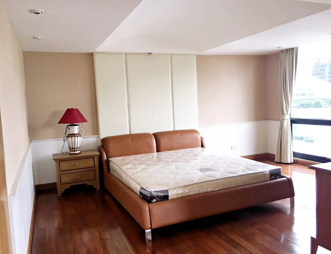 Property photos for Somkid Gardens
