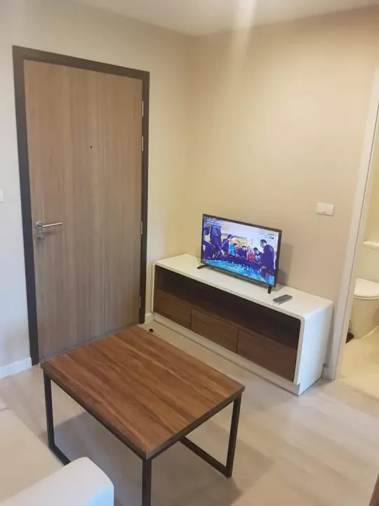 Property photos for Metro Luxe Rama 4