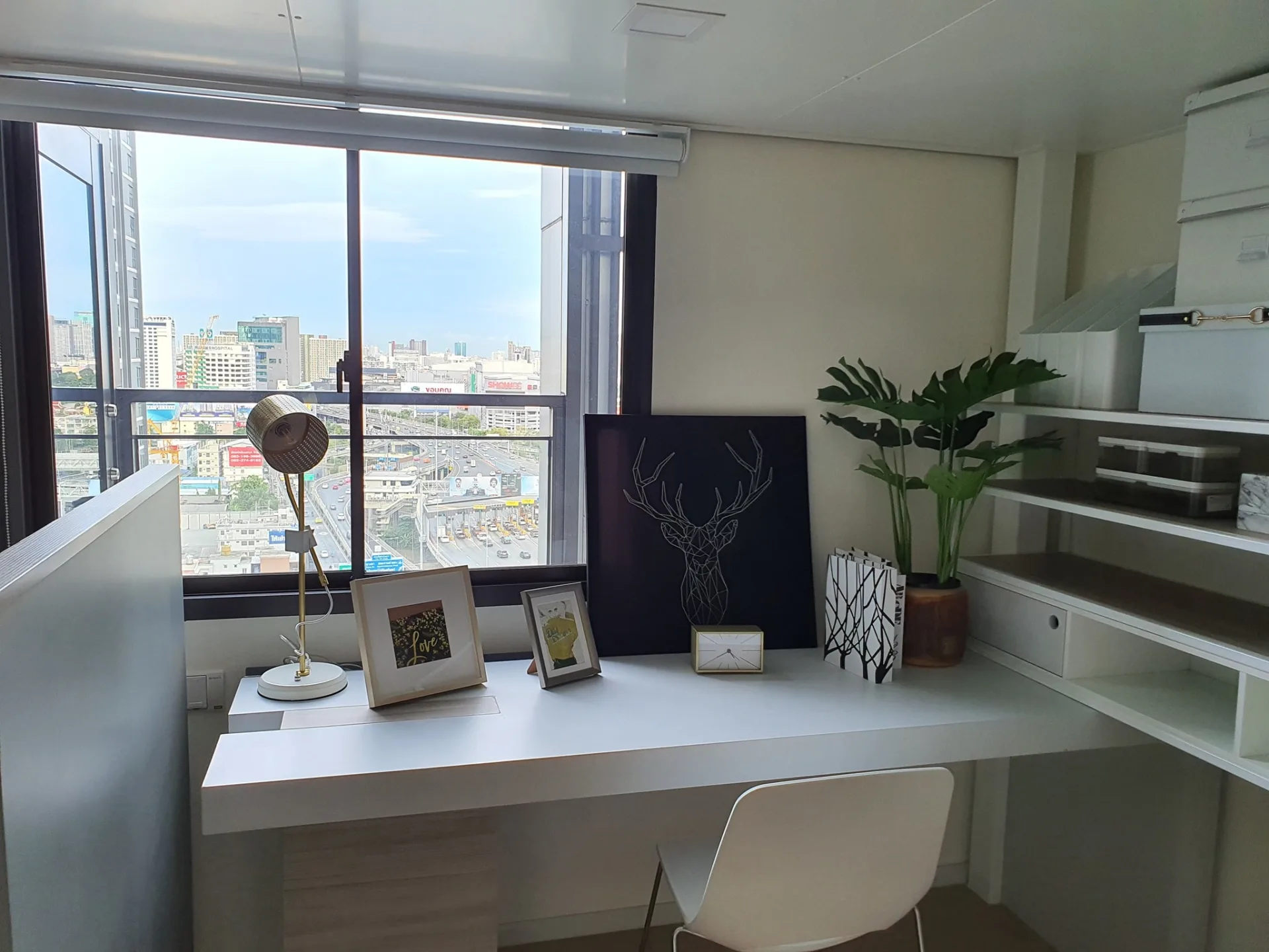 Property photos for Chewathai Residence Asoke