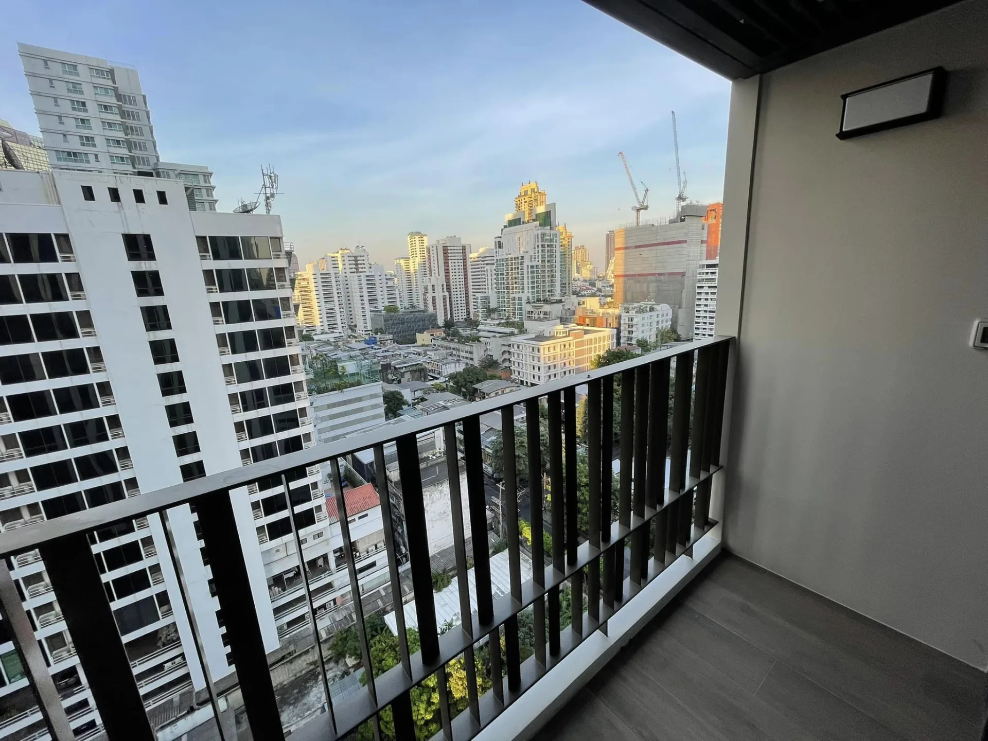 Property photos for MUNIQ Sukhumvit 23