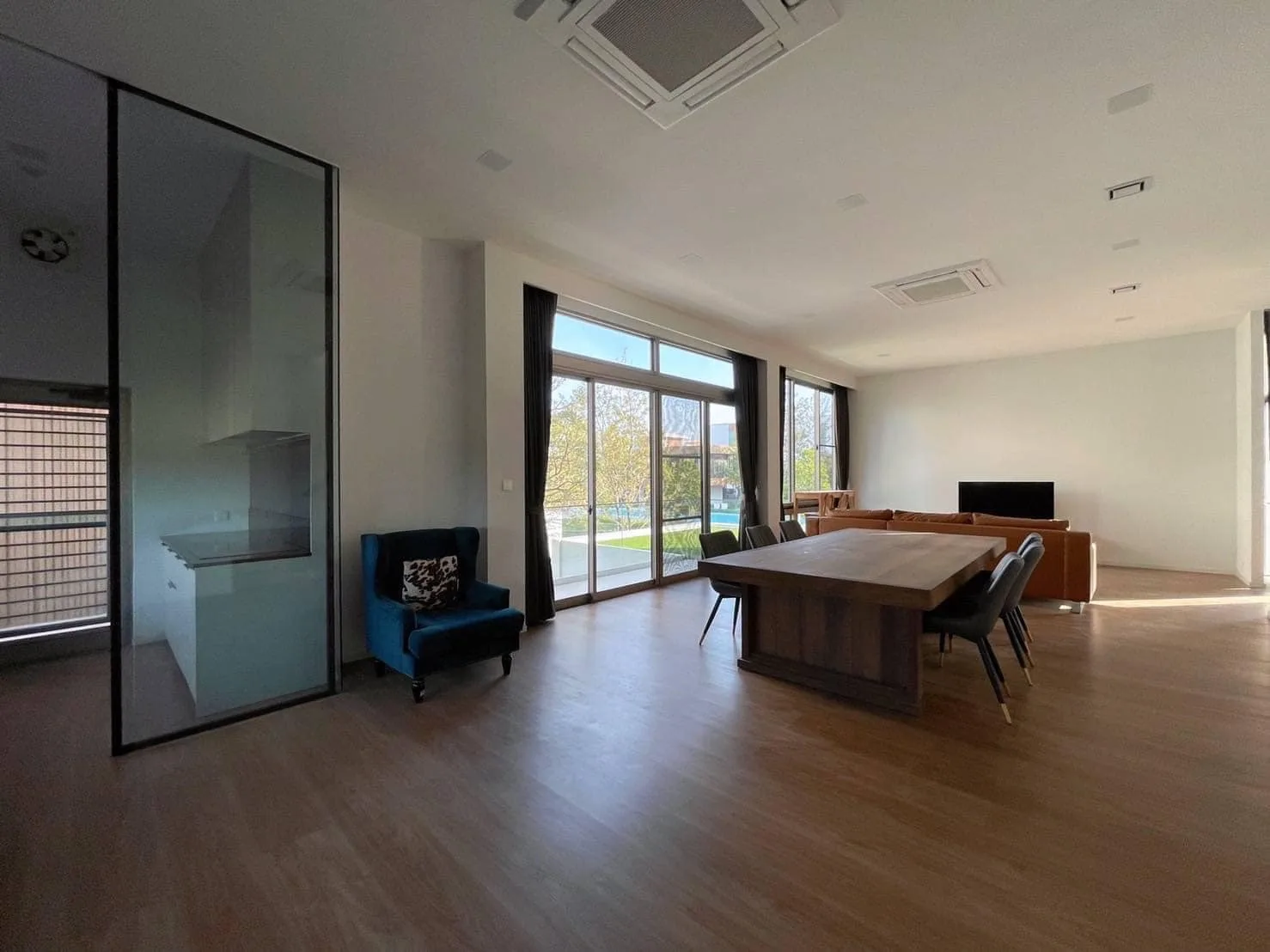 Property photos for Vive Rama 9