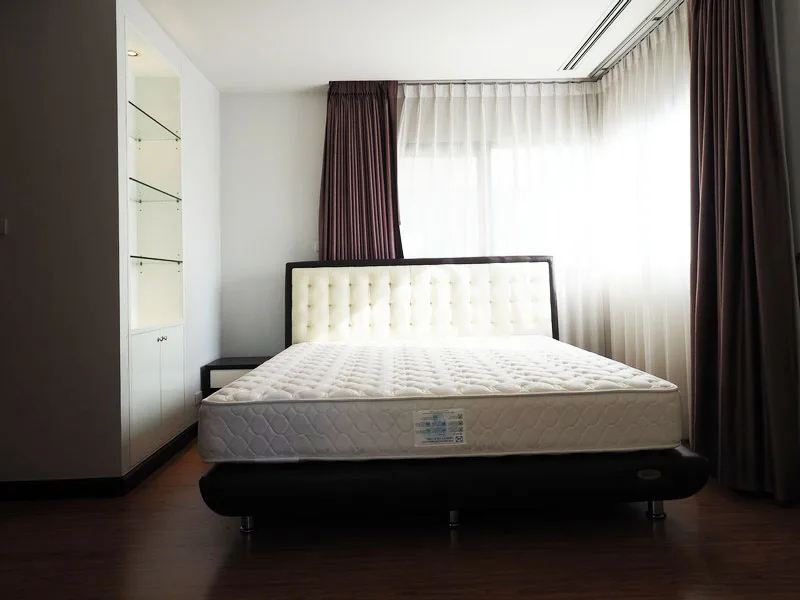 Property photos for Sathorn Gardens
