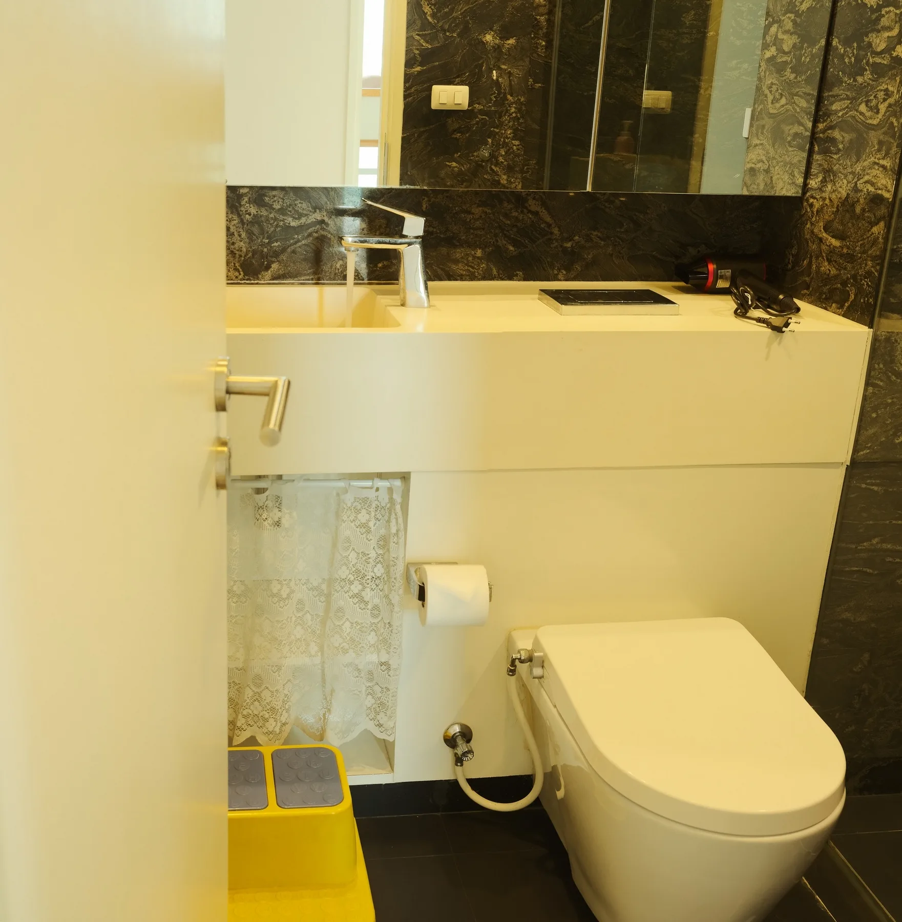Property photos for Siamese Surawong