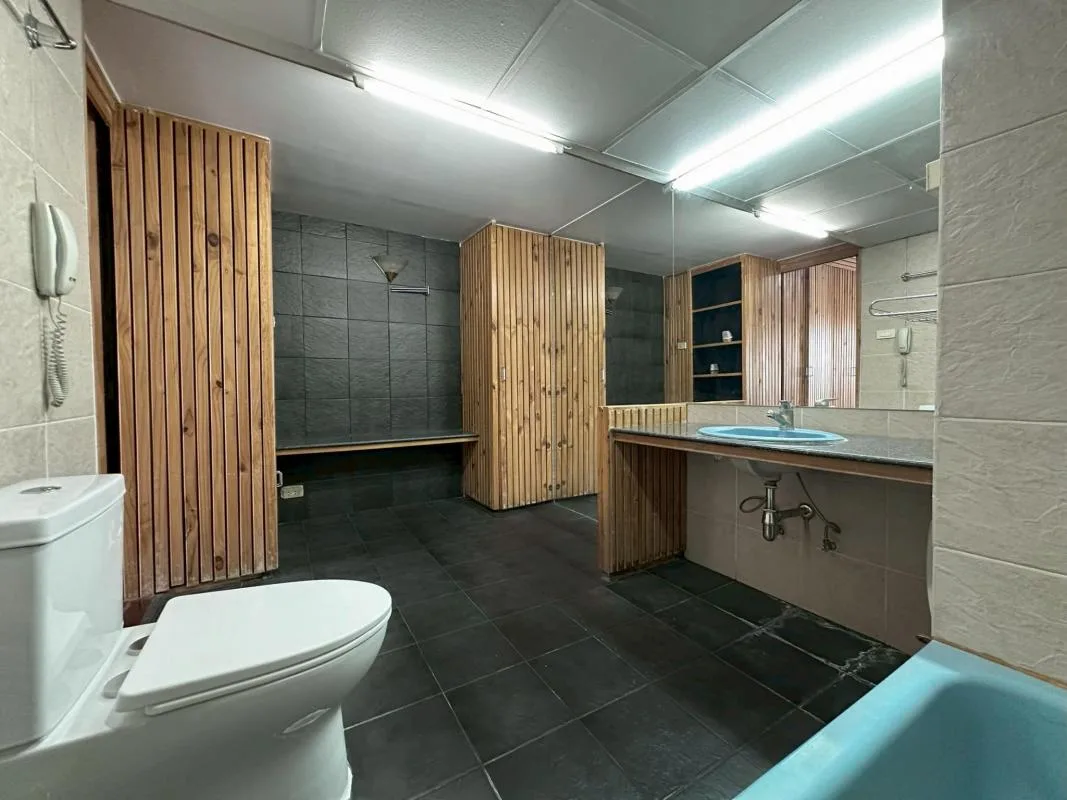 Property photos for Ban Onnut Condo