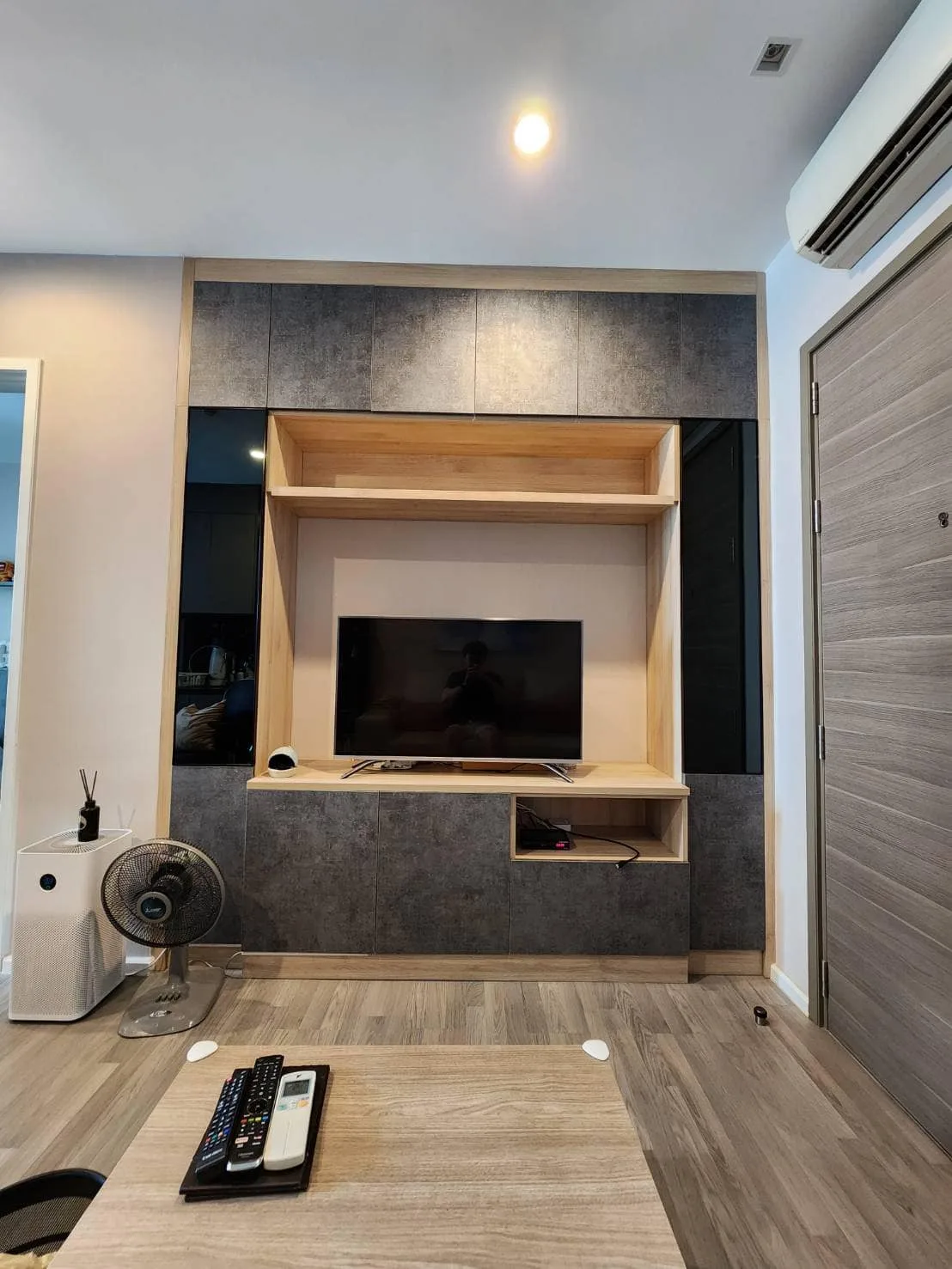 Property photos for The Room Sukhumvit 69