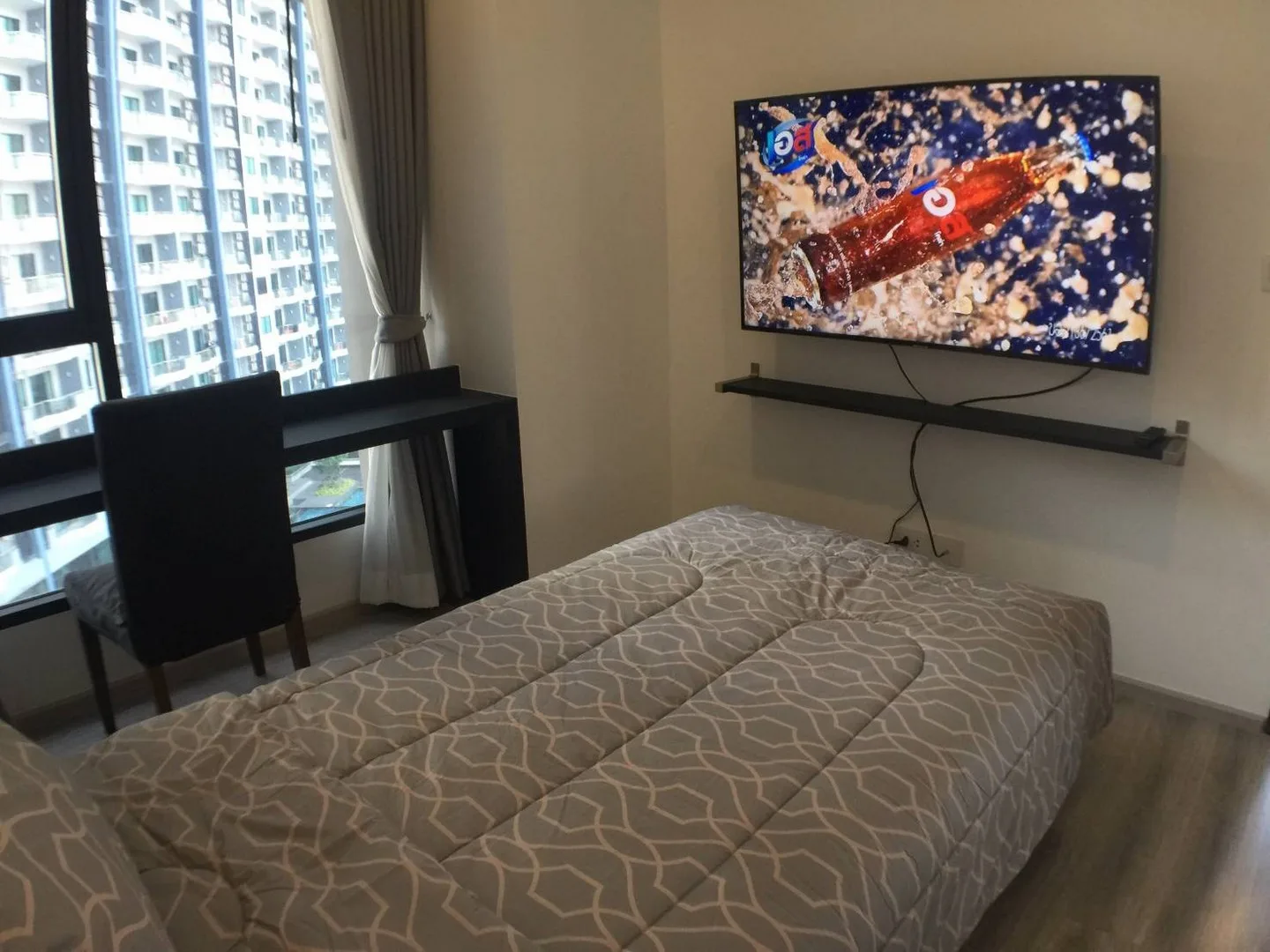 Property photos for Ideo Mobi Asoke