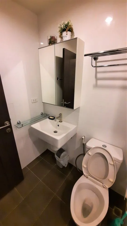 Property photos for The Base Park East Sukhumvit 77