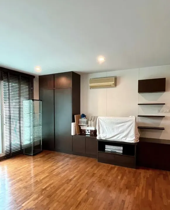 Property photos for Baan Siriyenakat
