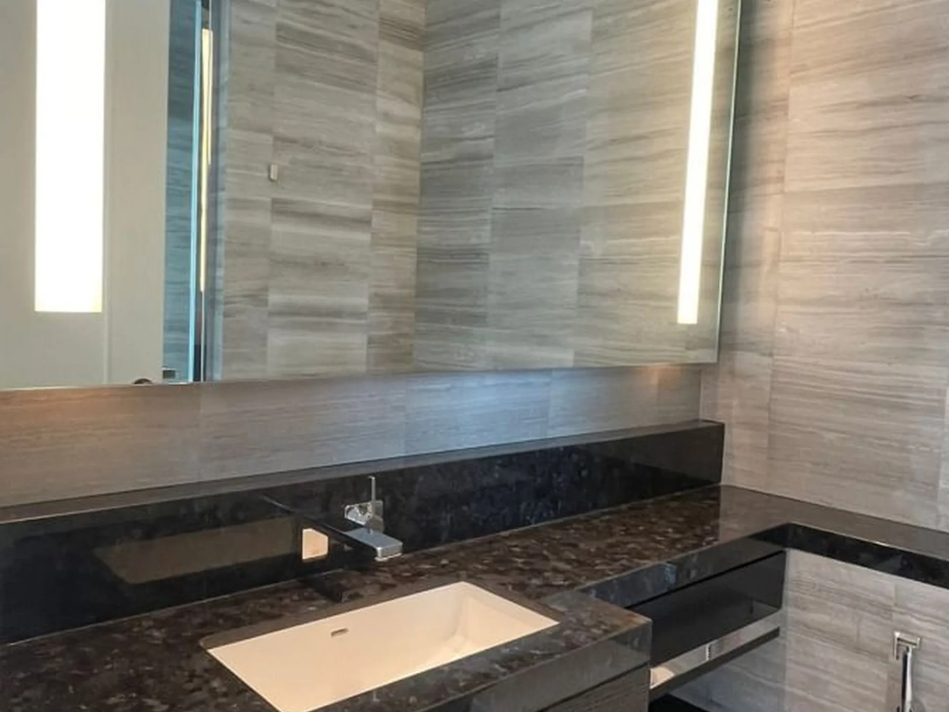 Property photos for Four Seasons Private Residences Bangkok