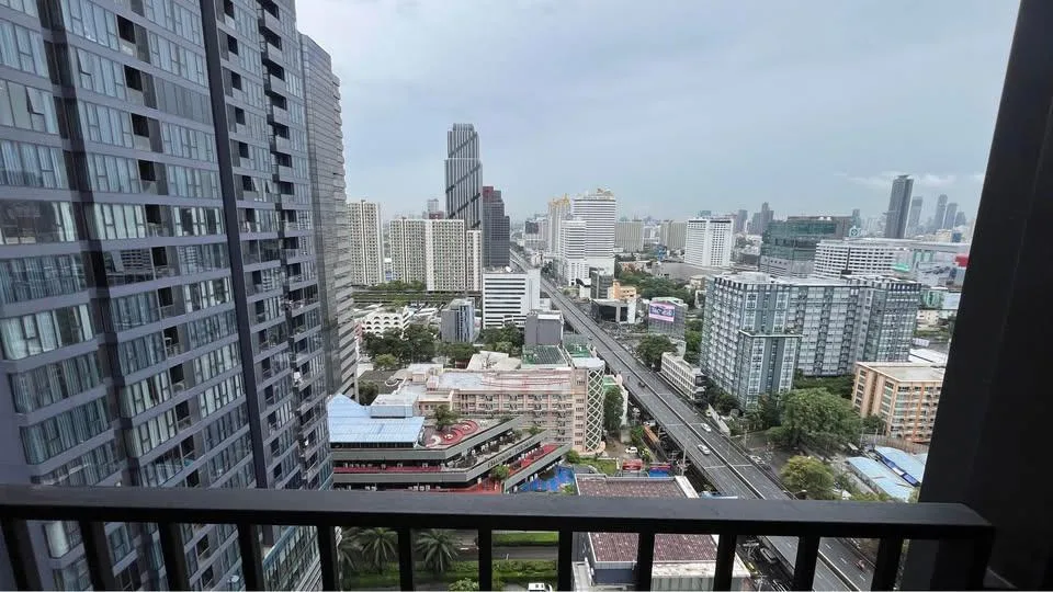 Property photos for Nue District R9