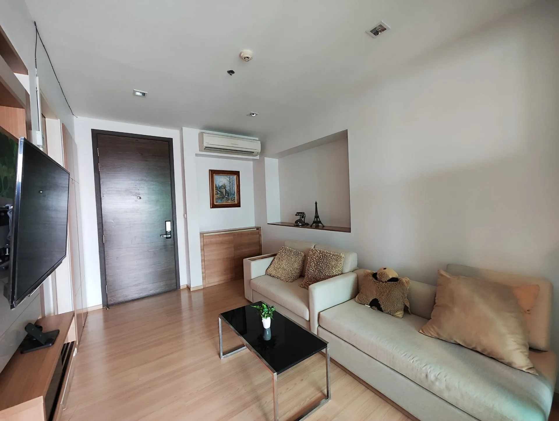 Property photos for Rhythm Phahol-Ari