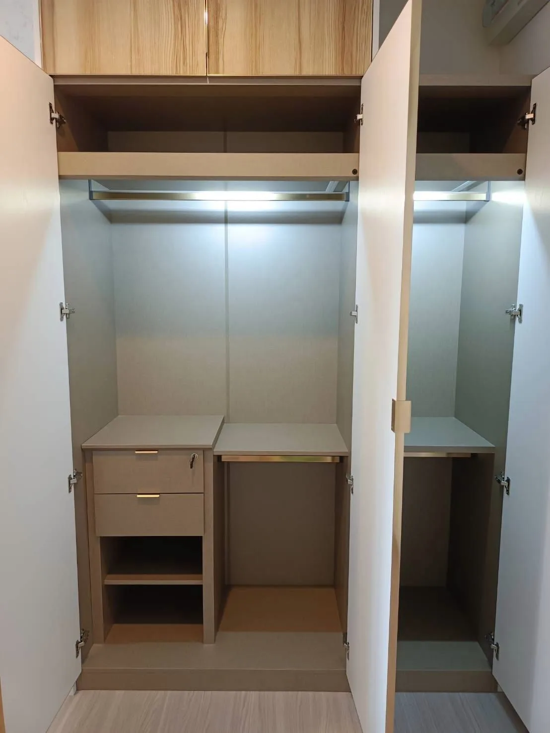 Property photos for Life Asoke Hype