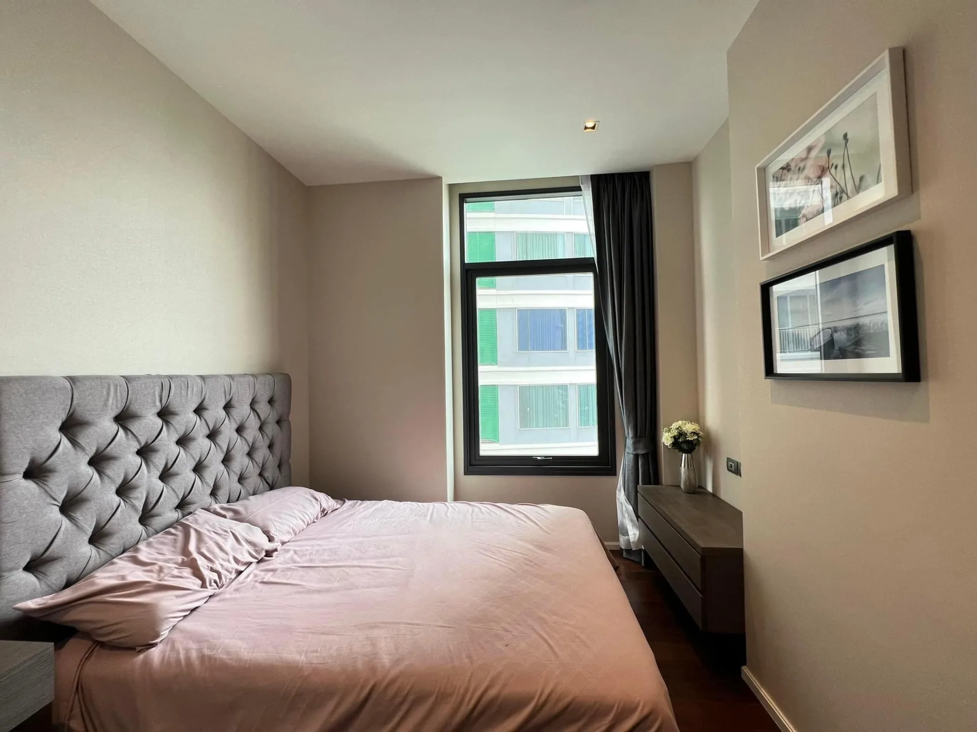 Property photos for The Diplomat 39