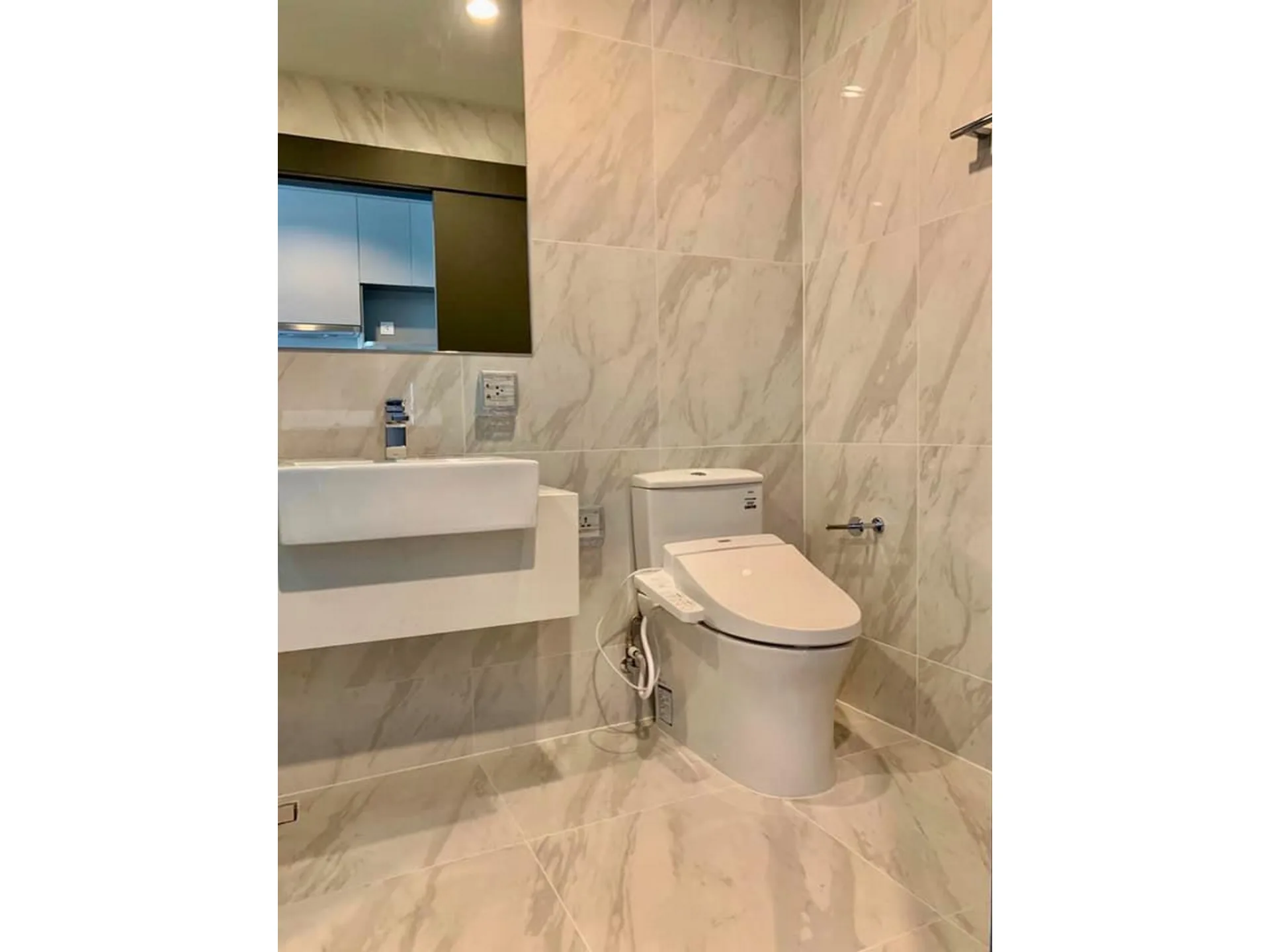 Property photos for Ideo Mobi Rangnam
