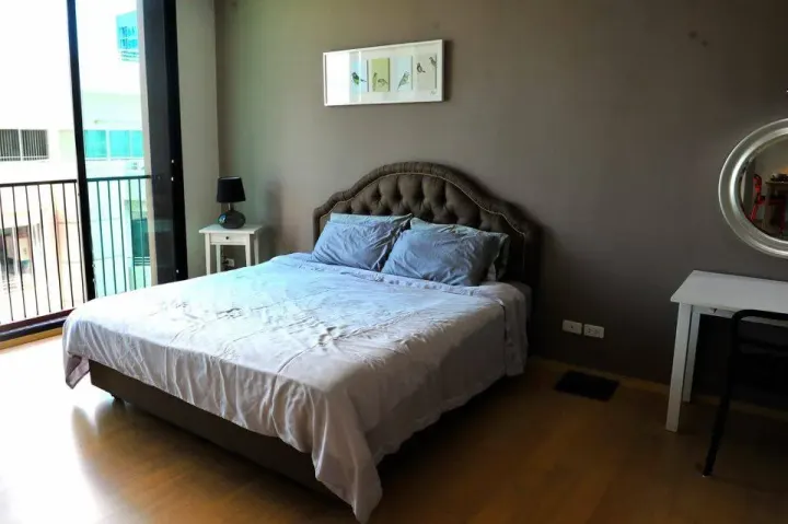 Property photos for Noble ReD