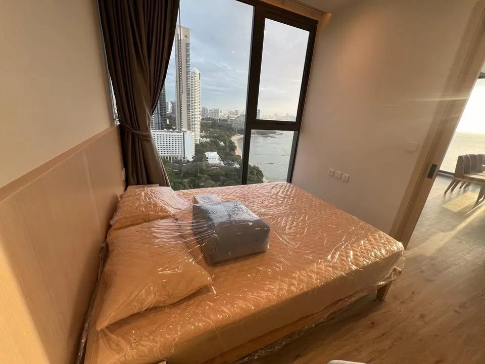 Property photos for Arom Wongamat