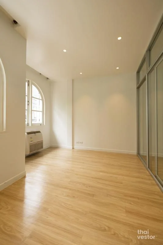 Property photos for Home Office 49/1