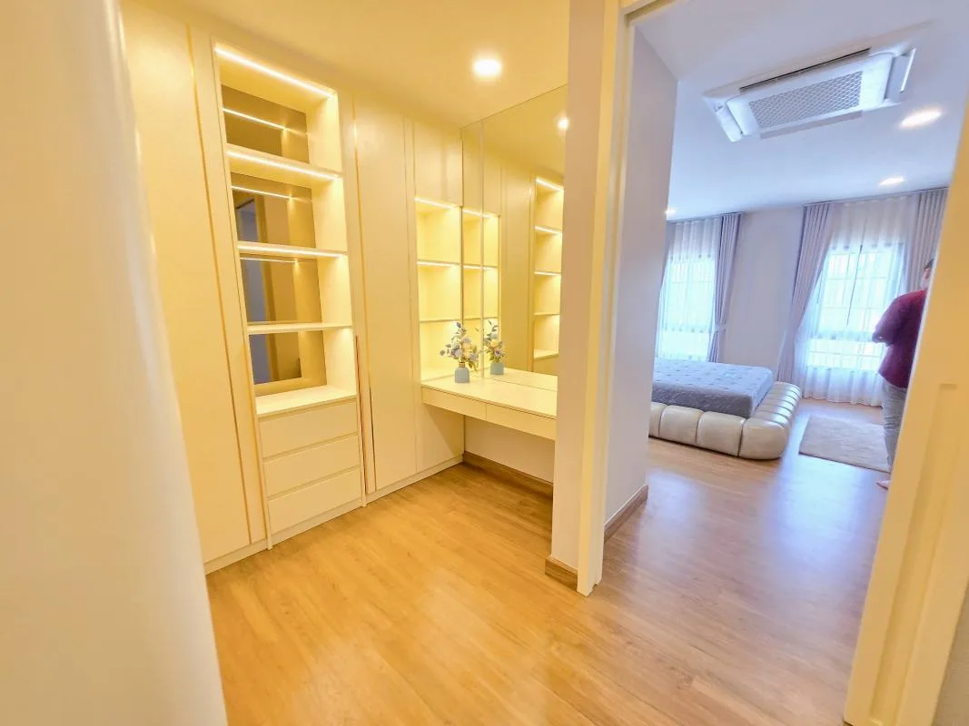 Property photos for Centro Bangna-wongwaen