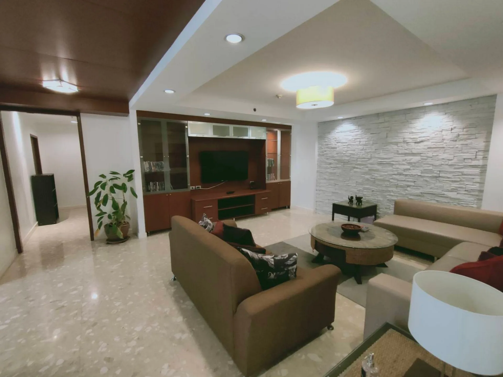 Property photos for JJ Mansion