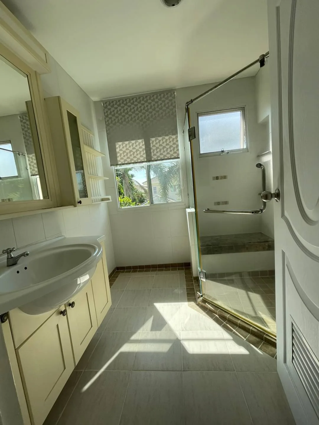 Property photos for Nantawan Rama 9 - Onnut