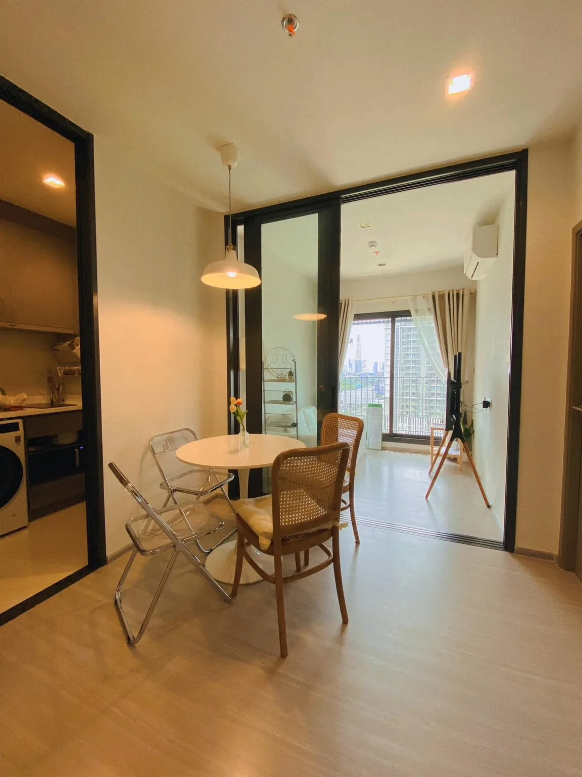 Property photos for Life Asoke Hype