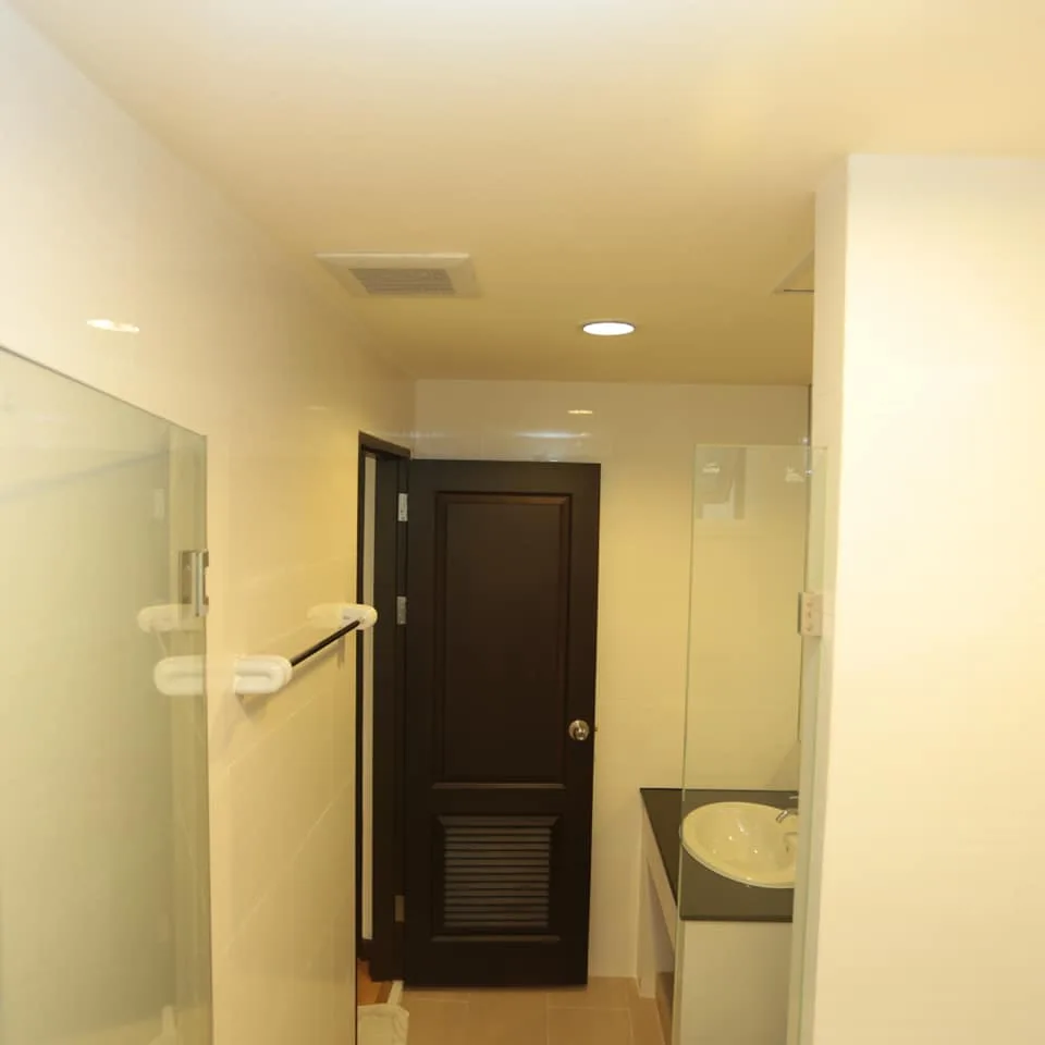 Property photos for The Amethyst Sukhumvit 39