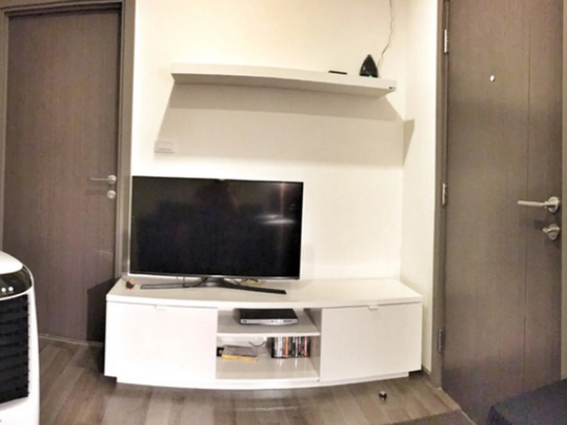 Property photos for The Base Park East Sukhumvit 77