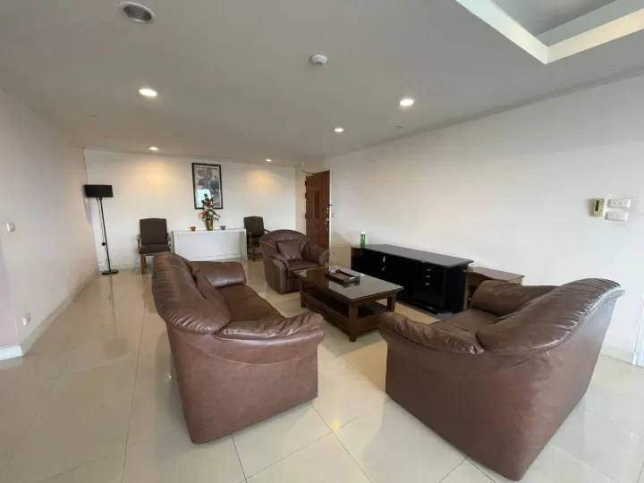 Property photos for Empire House