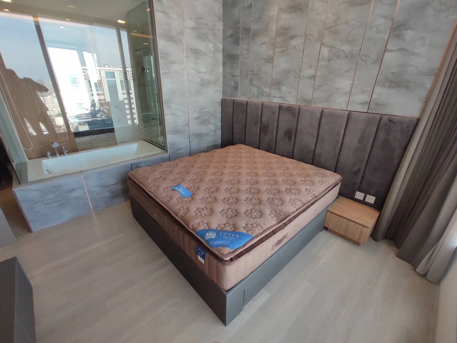 Property photos for The Esse Asoke