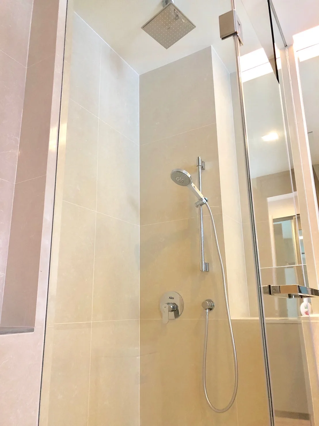 Property photos for The Esse Asoke