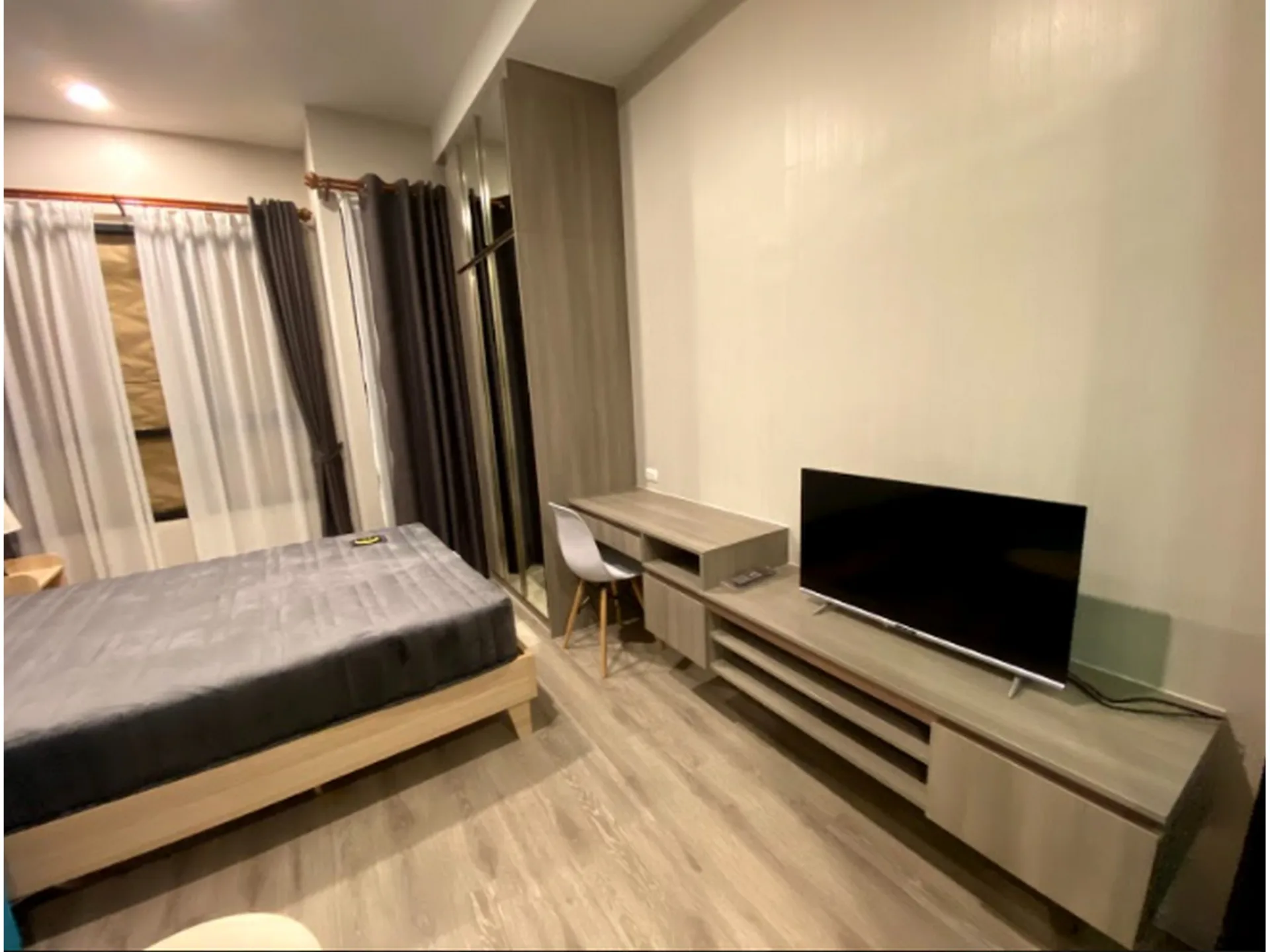 Property photos for KNIGHTSBRIDGE COLLAGE RAMKHAMHAENG