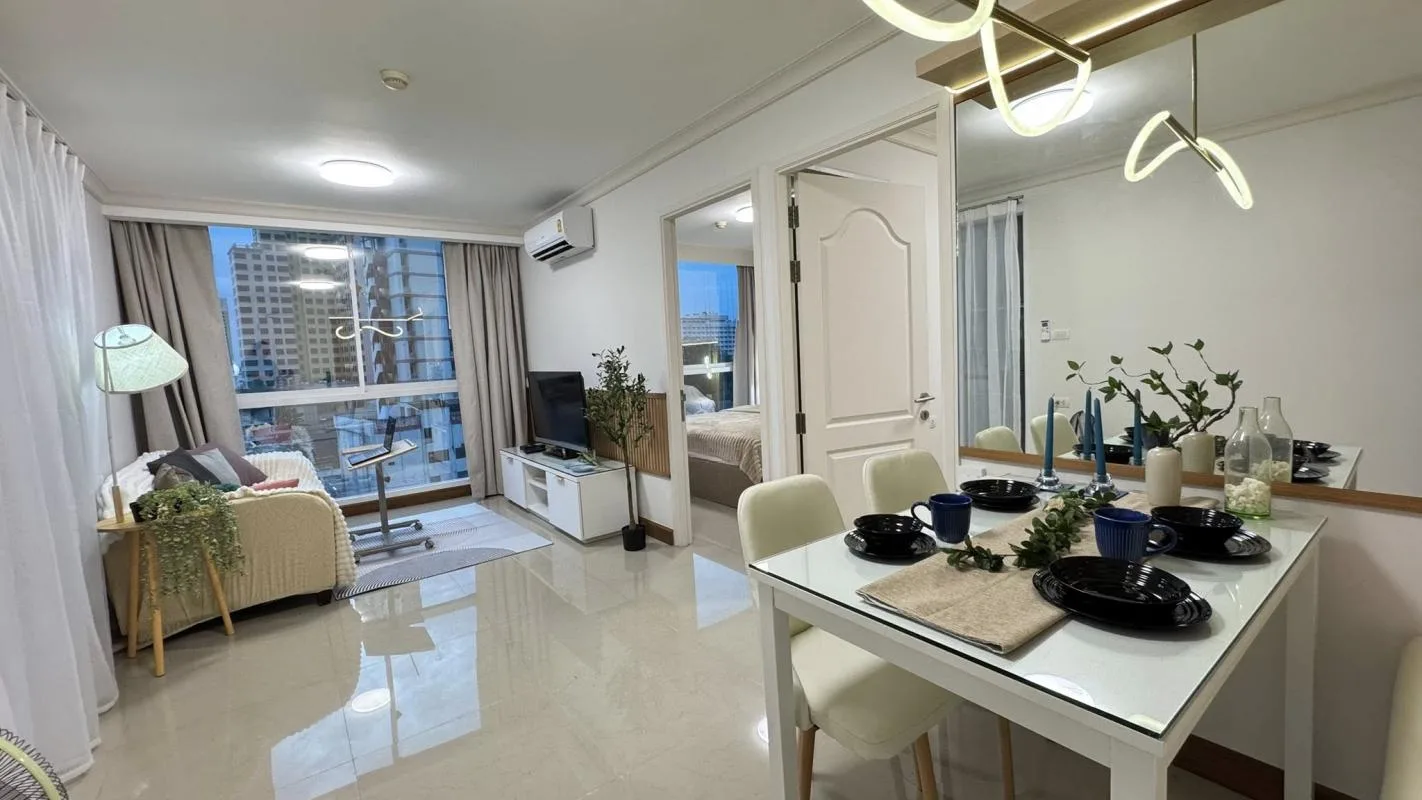 Property photos for Chateau In Town Phaholyothin 11