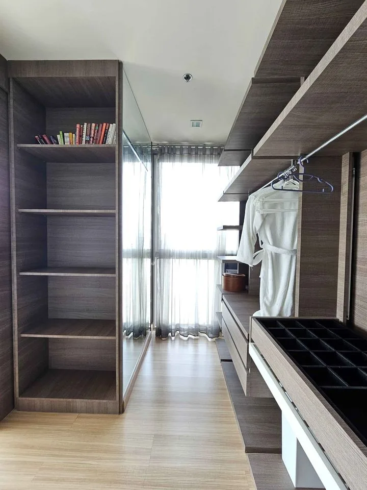 Property photos for Sky Walk Condominium
