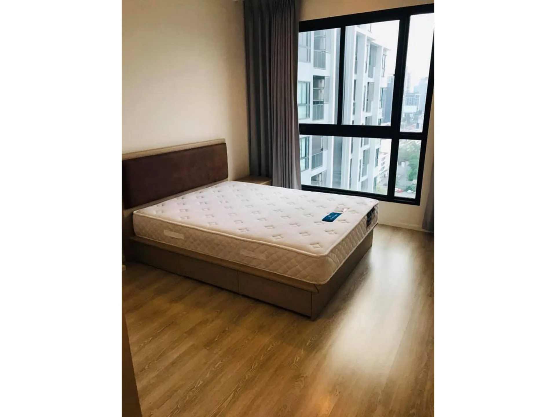 Property photos for Quinn Condo Ratchada