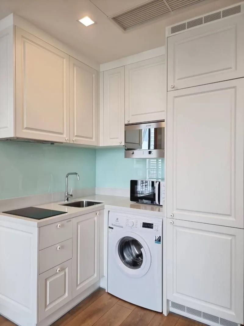 Property photos for Noble BE 33