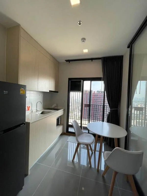 Property photos for Metris Rama 9-ramkhamhaeng