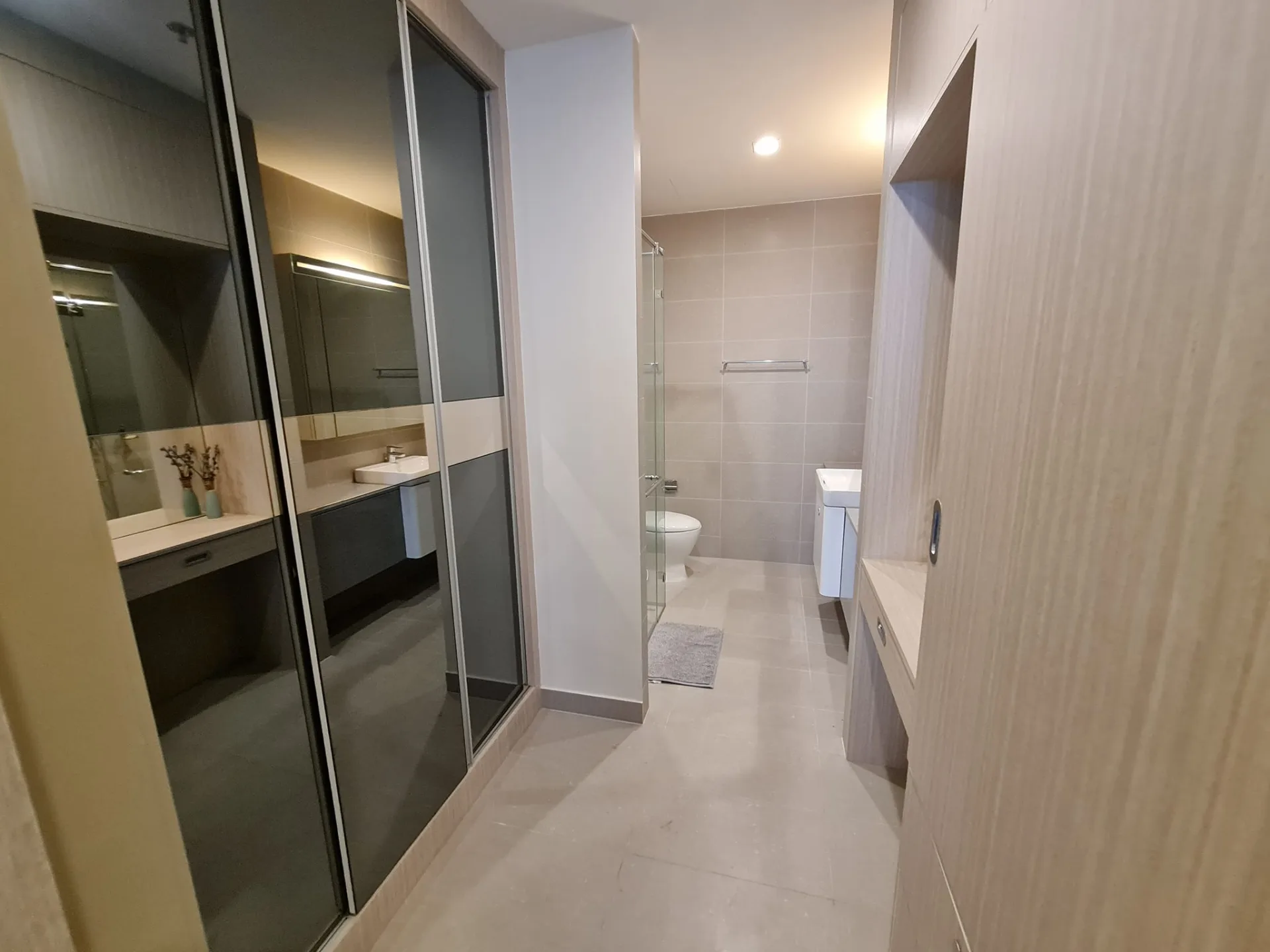 Property photos for Noble Ploenchit