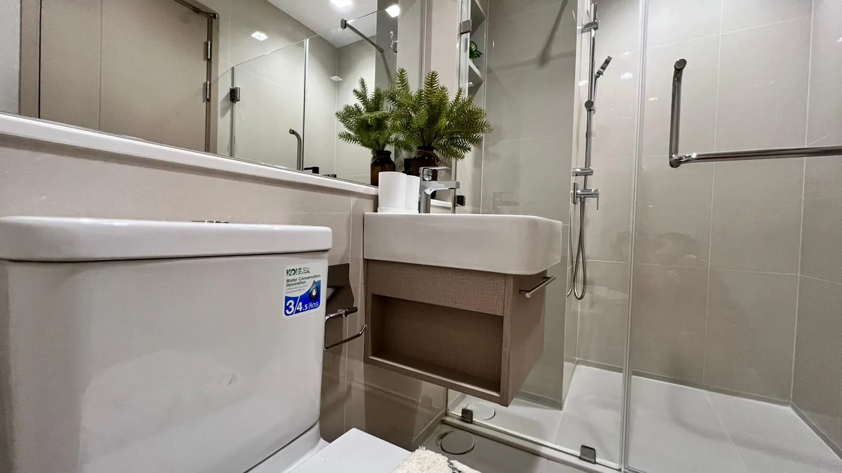 Property photos for Life Sathorn Sierra