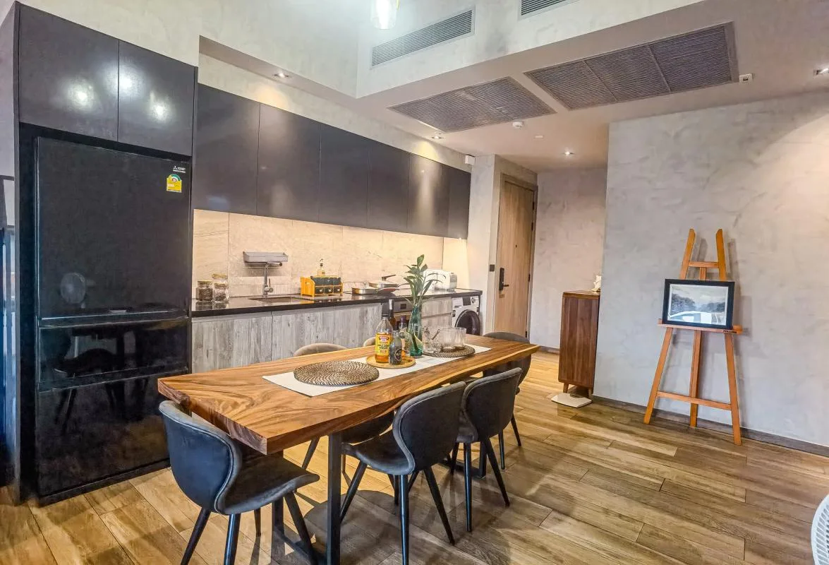 Property photos for The Lofts Asoke