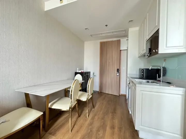 Property photos for Noble BE 33