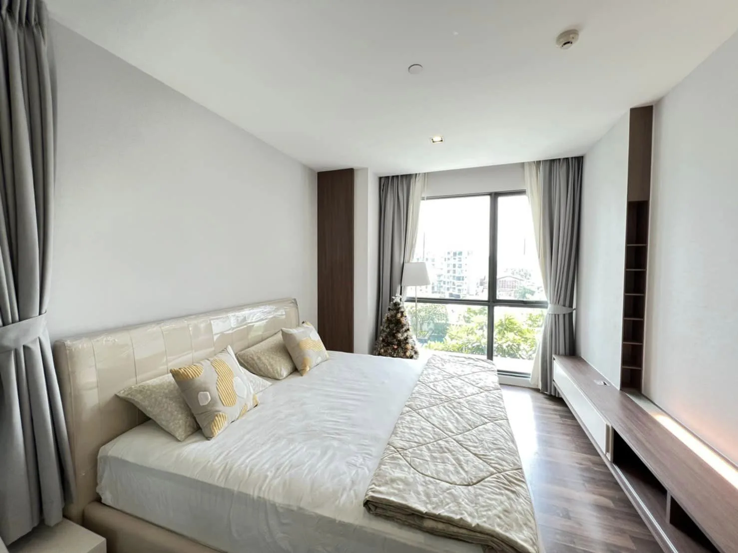 Property photos for The Room Sukhumvit 62