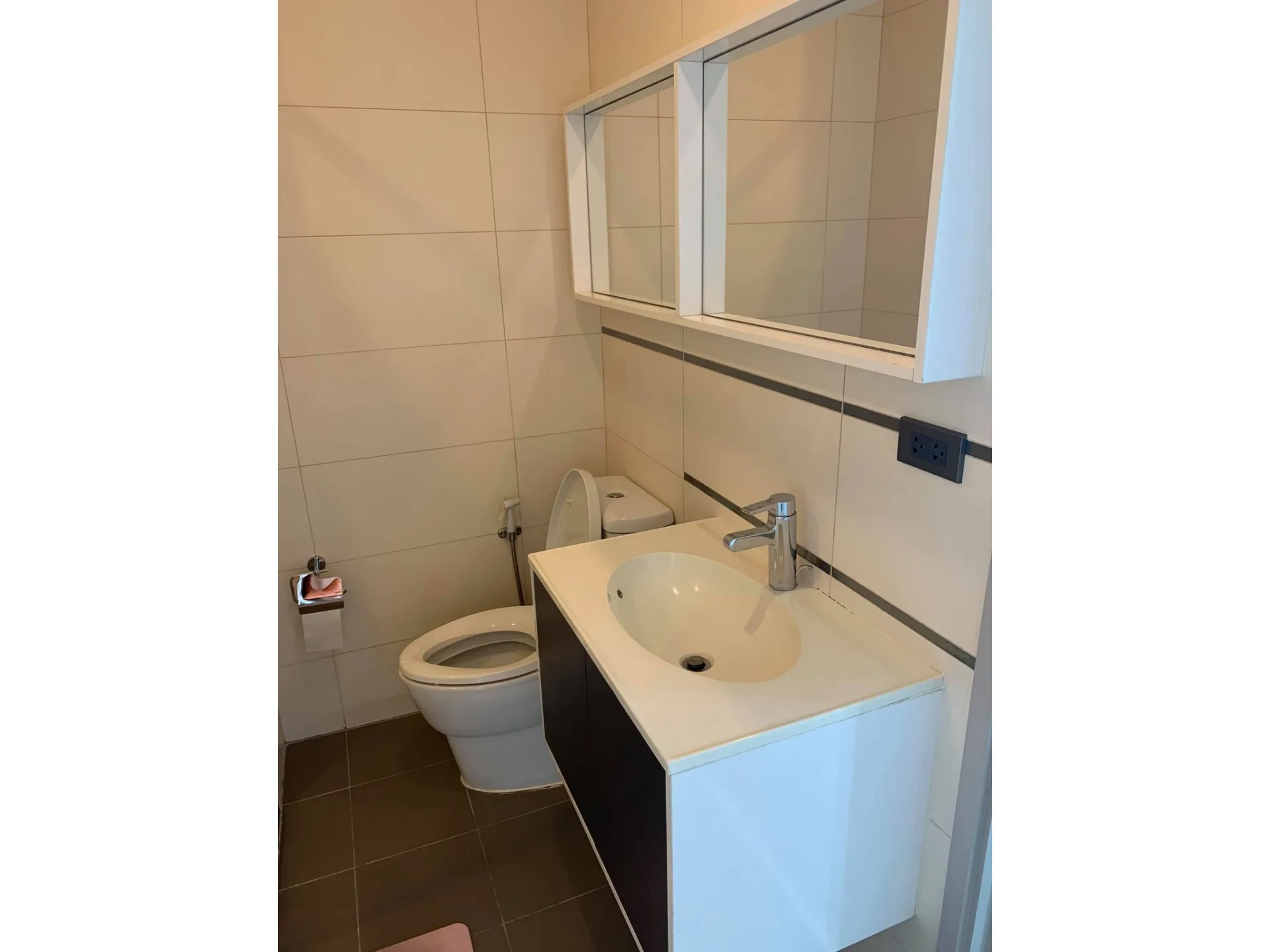 Property photos for WYNE Sukhumvit