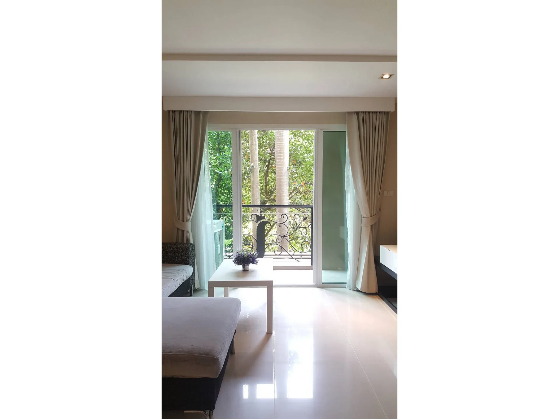 Property photos for Le Nice Ekamai