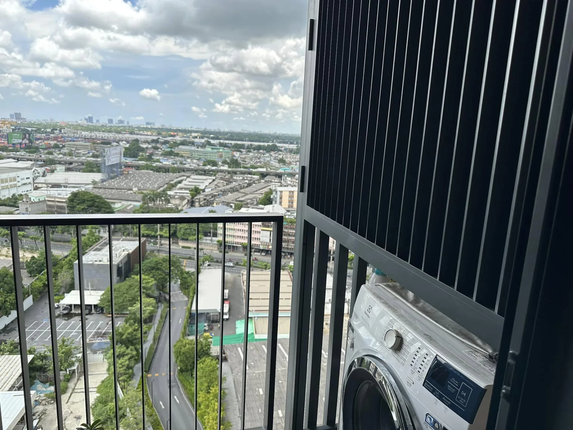Property photos for OKA HAUS Sukhumvit 36