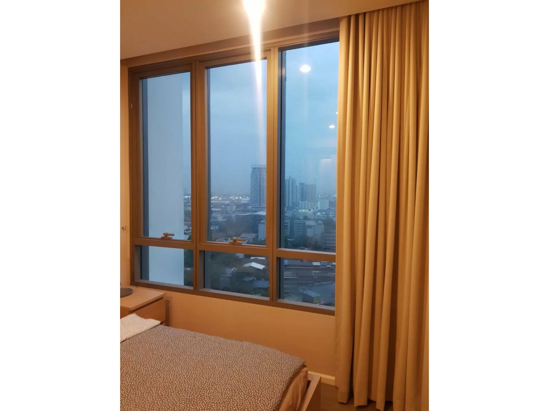 Property photos for The Room Sukhumvit 69