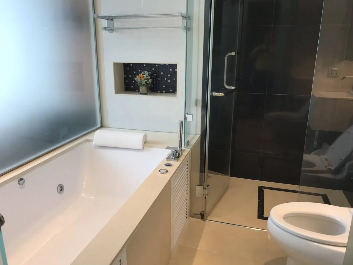 Property photos for The Address Sukhumvit 28