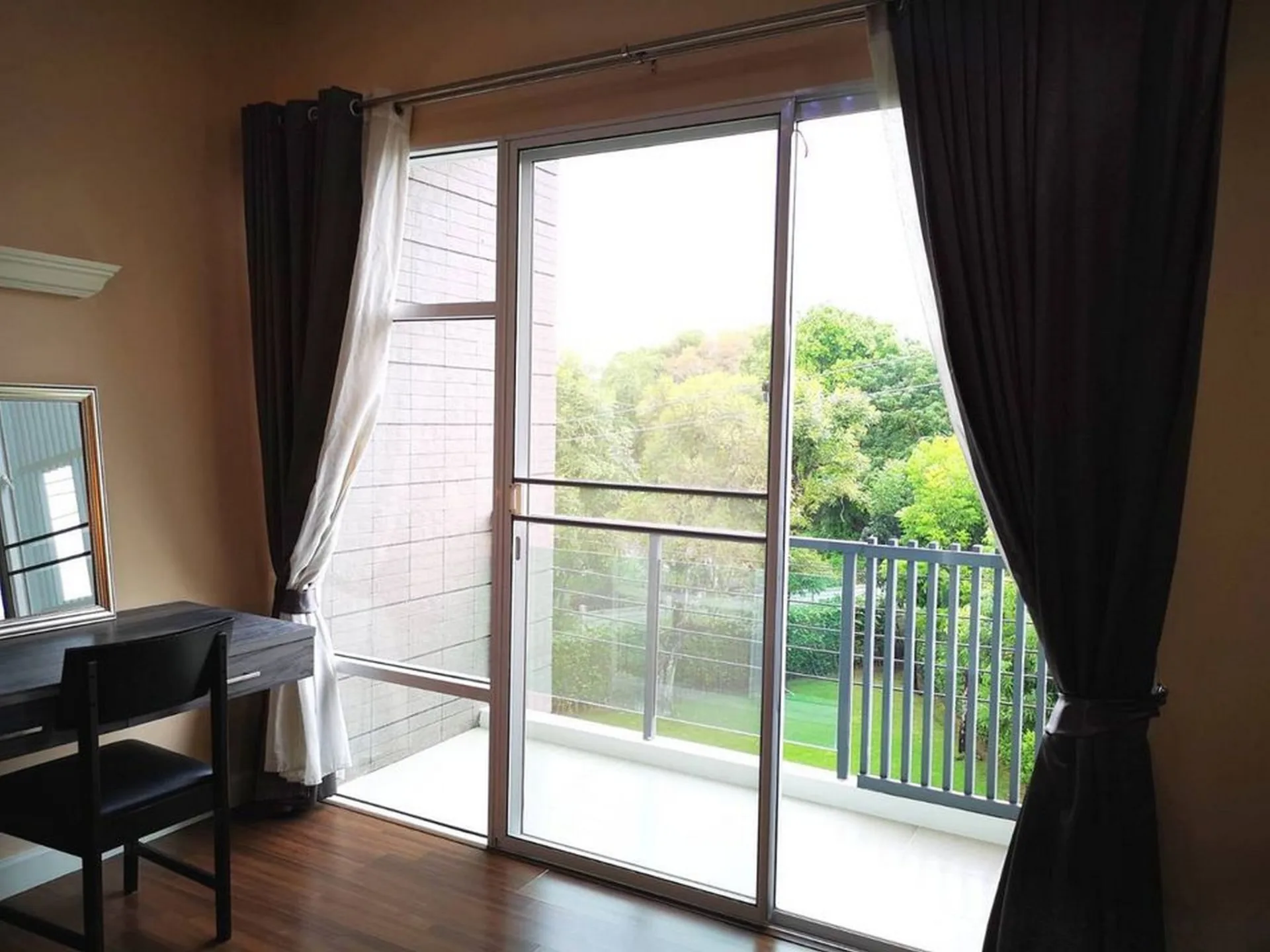 Property photos for Town Avenue Srinagarin