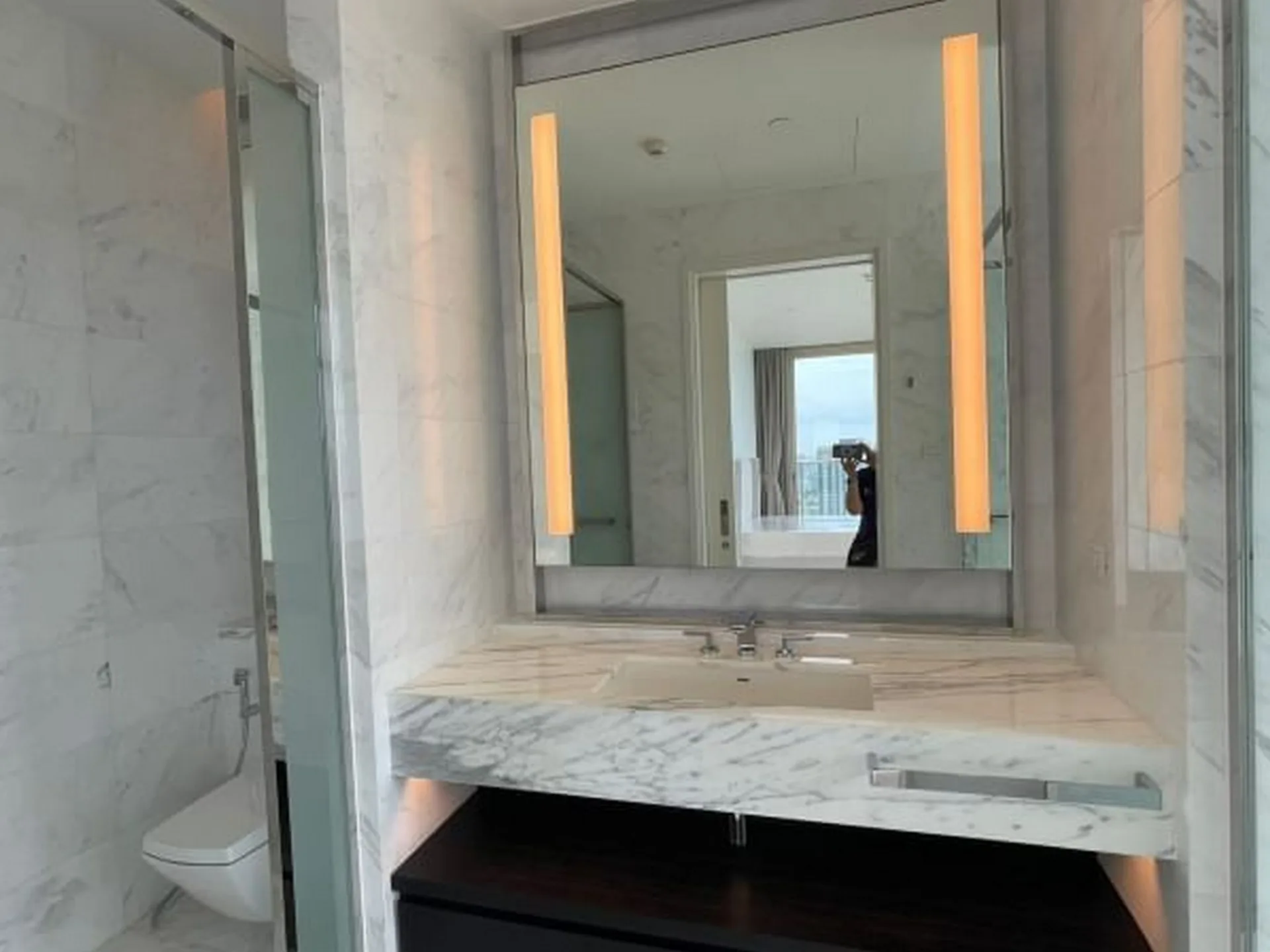Property photos for Four Seasons Private Residences Bangkok