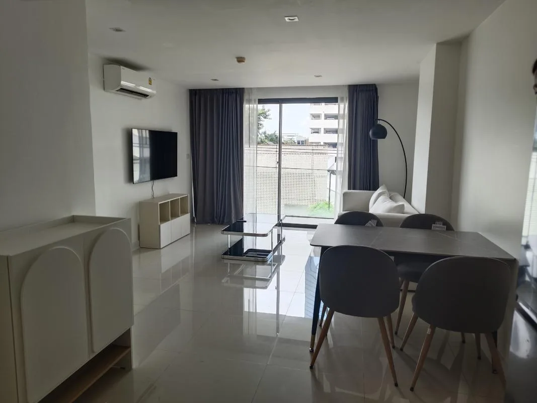 Property photos for SOCIO Reference 61